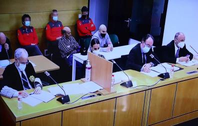 Un testigo dice que no escuchó a nadie animar a disparar