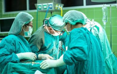 Los perfiles mejor pagados en España en el área de Salud; de ginecólogos a gerentes de hospital