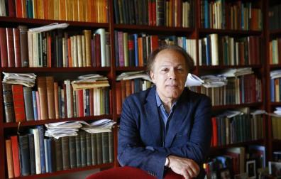 JAVIER MARÍAS: LAS REDES SOCIALES HAN PERMITIDO ORGANIZAR LA IMBECILIDAD