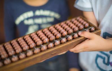 Menos repetir y más razonar, propuesta de los matemáticos para aplicar la Ley Celaá