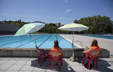 Las piscinas exteriores de Aranzadi abrirán el día 15 y las de Aquavox San Jorge, el 23
