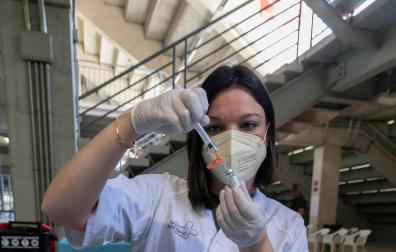 Sanidad notifica 4.142 casos y 36 muertes, mientras la incidencia baja a 108