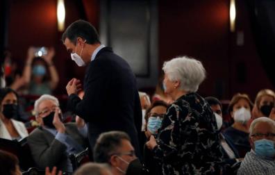 Sánchez pronuncia un discurso de media hora para anunciar los indultos y es interrumpido con gritos de "independencia"