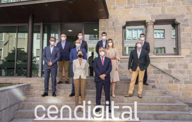 María Chivite, Juan Miguel Sucunza, Juan Fontán, Carlos Fernández Valdivielso, Silvia Baschwitz, Sergio de la Calle, Diego Martínez, José Antonio Cruceira, Daniel Berganzo,y Javier Catalán