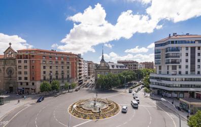 Vivienda reformada en la plaza de Merindades