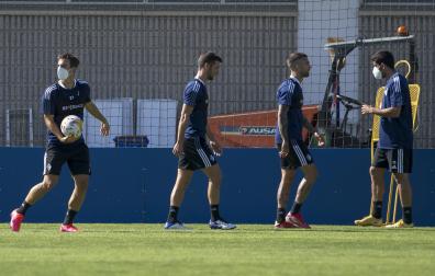 Iñigo Pérez, Oier Sanjurjo, Rober Ibáñez y Cote, ayer en el último entrenamiento de la semana en Tajonar