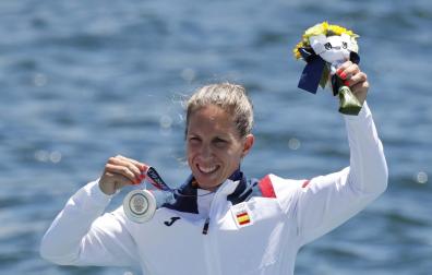 Teresa Portela, feliz con su medalla de plata