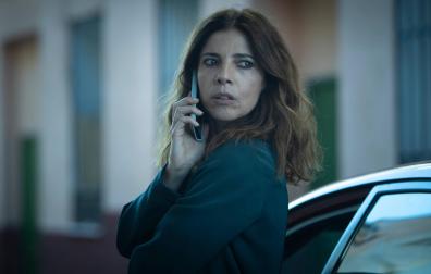 Maribel Verdú en una escena de Ana Tramel. El juego, que protagoniza junto con Unax Ugalde, Natalia Verbeke e Israel Elejalde