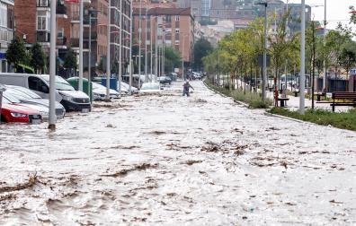 Vista del paseo de La Rosa, inundado en Toledo
