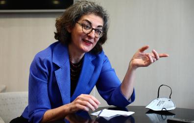 Maite Pagazaurtundúa, durante un momento de la entrevista ayer en Pamplona