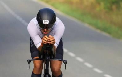 Ion Bermejo Yanguas, triatleta de Zizur de 22 años