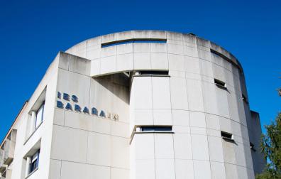 Exterior del IES Barañáin