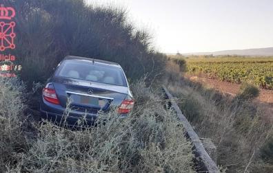 Vehículo accidentado en Mendavia, uno de los accidentes atendidos por agentes de la Policía Foral