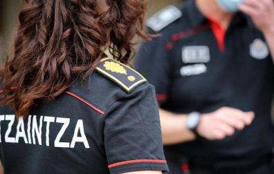 La Ertzaintza ha establecido un fuerte dispositivo de seguridad en el campus