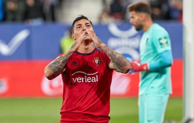 El Chimy Ávila celebra el gol ante el Granada el pasado viernes