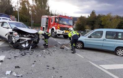 Imagen de los dos vehículos tras colisionar