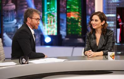 Un momento de la entrevista a Isabel Díaz Ayuso en El Hormiguero, con Pablo Motos