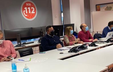 La directora general de Interior, entre el vicepresidente Ramírez y el director de Protección Civil, José Javier Boulandier