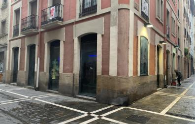 El bar Baccara, en la calle Tejería en esquina con la calle de la Merced.
