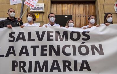 Concentración por la falta de médicos y la precariedad sanitaria convocada por el Sindicato de Médicos