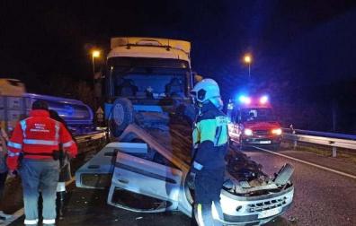 Accidente en la N-121-A, en Lesaka