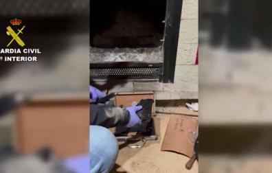 La Guardia Civil realizó registros en los domicilios de los detenidos