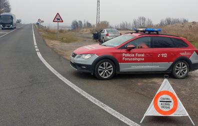Control de la Policía Foral en Ribaforada