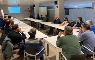 La consejera Itziar Gómez presenta a las organizaciones agrarias y asociaciones ganaderas el Plan Estratégico de Ganadería Extensiva