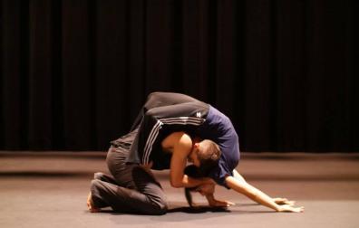 Diego Pazó y Lucía Burguete, durante un ensayo.