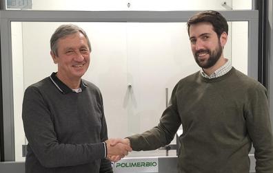El navarro Pablo Fernández Echeverría, a la derecha de la imagen, nuevo CEO de la biotecnológica vasca Polimerbio