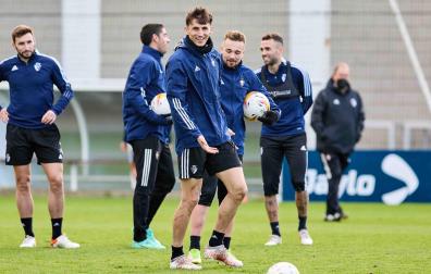 Ante Budimir, en un entrenamiento en Tajonar