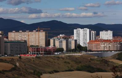 Vista de archivo de Barañáin y el barrio pamplonés de Echavacoiz Norte