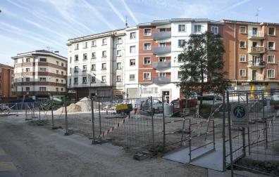 Las vallas perimetran buena parte del corazón del barrio
