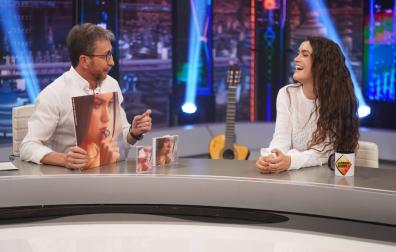 Pablo Motos y Amaia Romero, en El Hormiguero