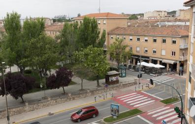A: BLANCA ALDANONDO
F: 02/05/2022
P:
L: TUDELA
T: PLAZA PADRE LASA ANTES DE LAS OBRAS DE REURBANIZACION