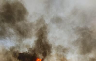 Fotos del incendio producido entre Obanos y Legarda en las cercanías de la localidad de Legarda.