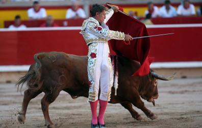 Imágenes de la cuarta corrida de la Feria del Toro con reses de La Palmosilla para los diestros Rafaelillo, Escribano y Leo Valadez