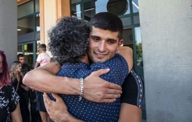 Recibimiento a Asier Martínez en Pamplona