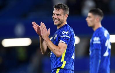 César Azpilicueta continuará vistiendo los colores del Chelsea