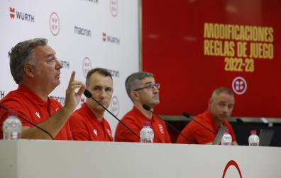Medina Cantalejo, Carlos Clos, Undiano Mallenco y Juan Carlos Yuste, este martes en la rueda de prensa del Comité Técnico de Árbitros