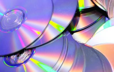 Varios discos compactos