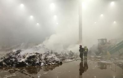 Bomberos intervienen en una empresa del Polígono Industrial Meseta de Salinas