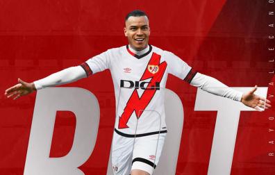 Presentación de Raúl de Tomás como nuevo futbolista del Rayo Vallecano