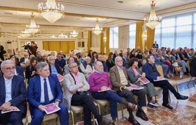 Representantes de las instituciones y empresas asistieron a la presentación del VIII Panel