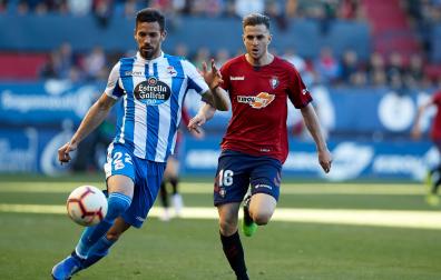 Pablo Marí se mide a Juan Villar cuando jugaba en el Deportivo