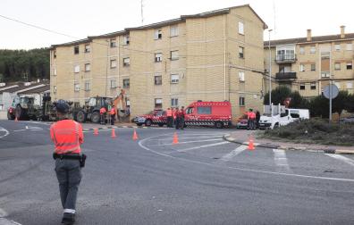 Efectivos de la Policía Foral, en el lugar del siniestro