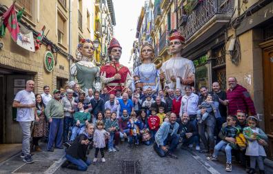 Imagen de los actos de celebración del 70 aniversario de la peña Alegría de Iruña.