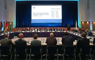 María Chivite, en el centro, durante la reunión del Comité Europeo de las Regiones