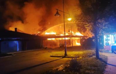 Incendio centro comercial Gorraiz.