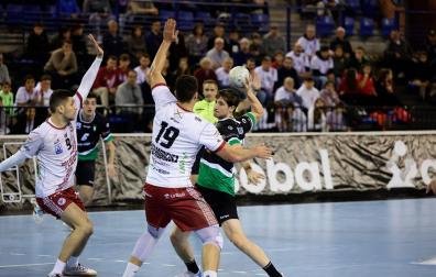 Imagen de un momento del partido disputado en Logroño